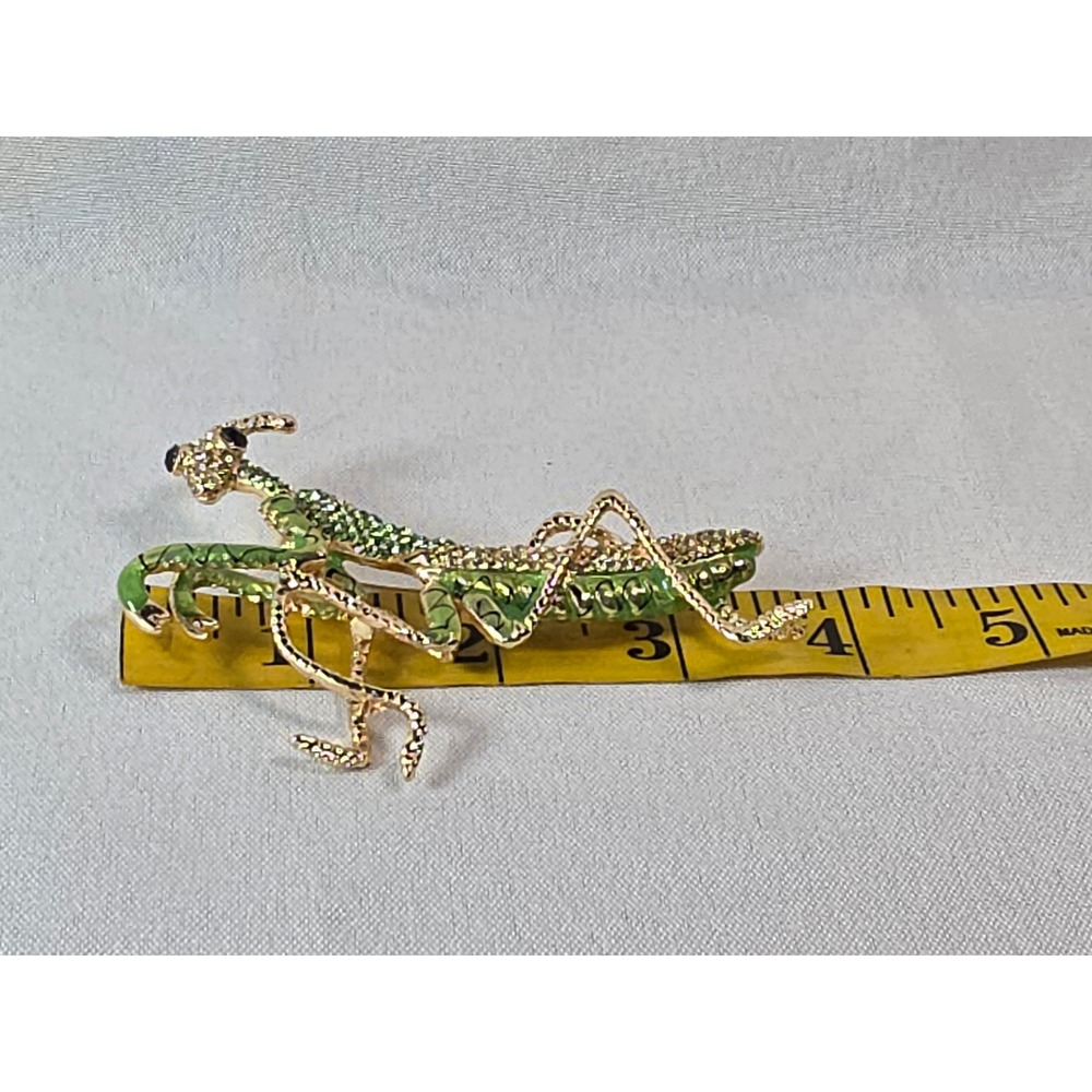 Green Rhinestone Praying Mantis Insect Brooch Pin Statement Jewelery Gold toned - Picture 8 of 10